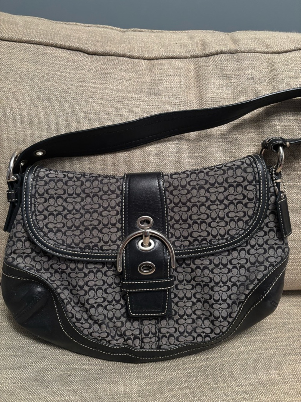 Coach SoHo Signature Flap Shoulder Bag Black Grey Y2K Early 2000s Authentic